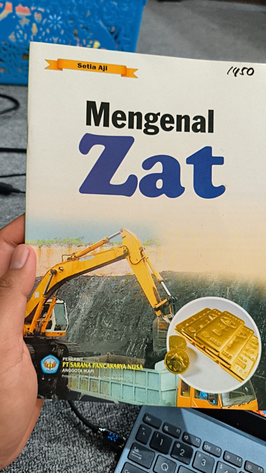 Mengenal Zat